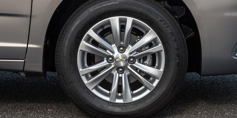 Chevrolet Cobalt - Tu auto familiar cuenta con cuatro frenos ABS