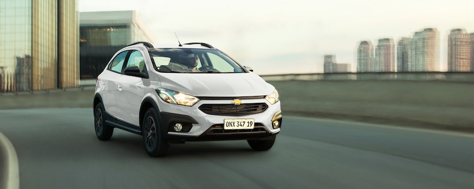 Chevrolet Onix Activ - Contactanos