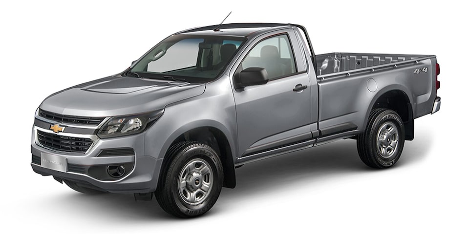 Chevrolet S10 Cabina Simple - Exterior gris plata de tu pick up